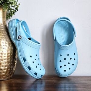 💎 Crocs Classic Clog Light Blue Men’s Size 11 Comfort Slip-On Sandals